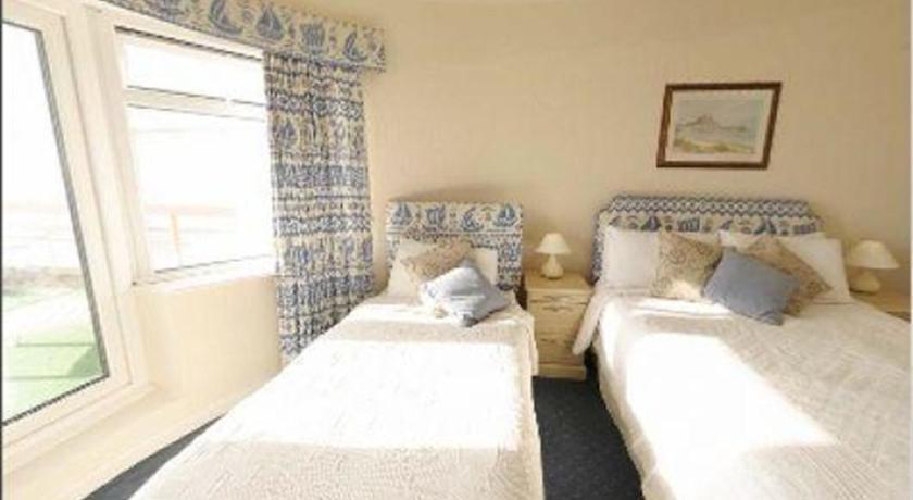 Maison Chaussey Guest House Ст. Хейлир Джерси Номер фото